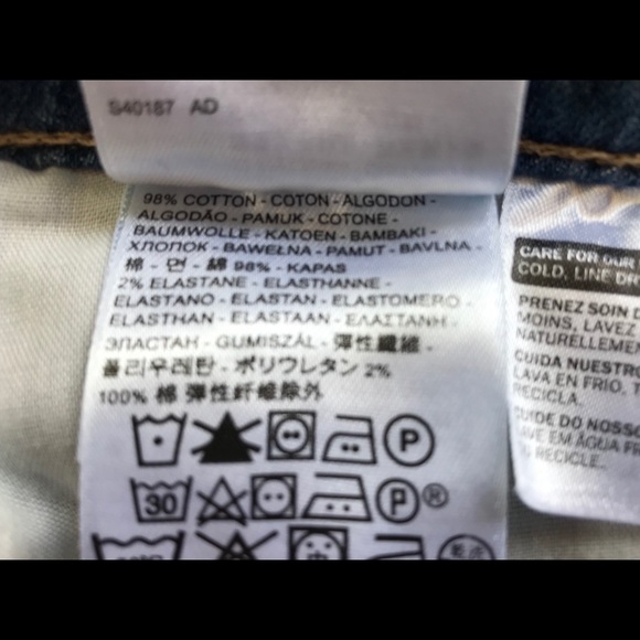 Size 4 Levi’s Capri Jeans. - Picture 5 of 7